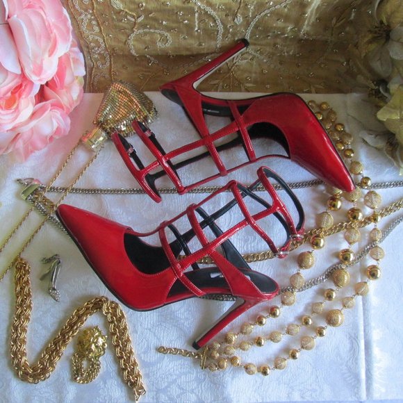 ๐๐ GUESS MACYโS RED PATENT STILLETTO SIZE 7M ๐๐ - Picture 10 of 15